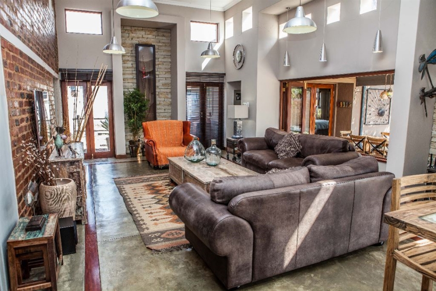 3 Bedroom Property for Sale in The Coves North West